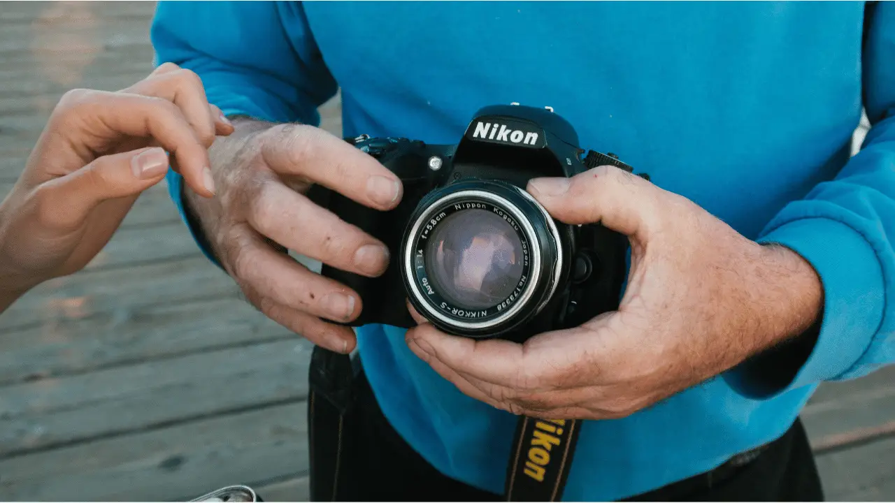 Benefits of the Nikon D5600 Tripod for Photographers