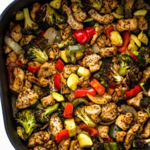 HEALTHY AIR FRYER CHICKEN AND VEGGIES