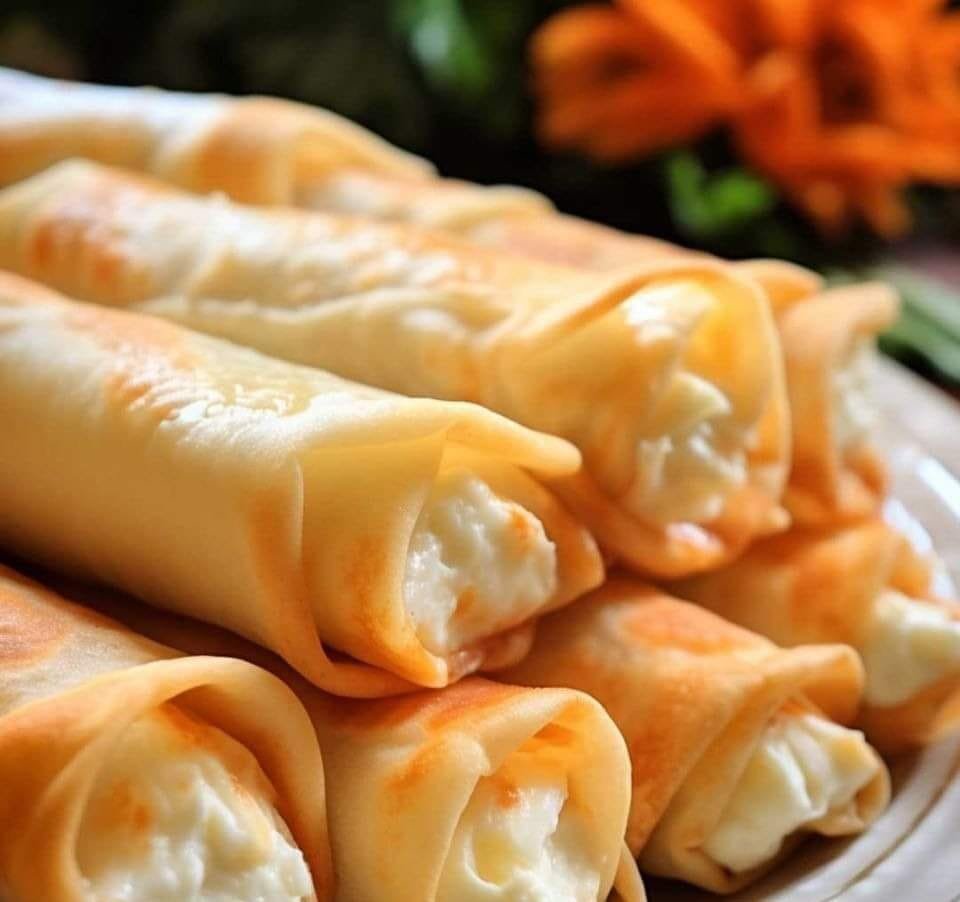 Baked Cream Cheese Rangoon Rolls