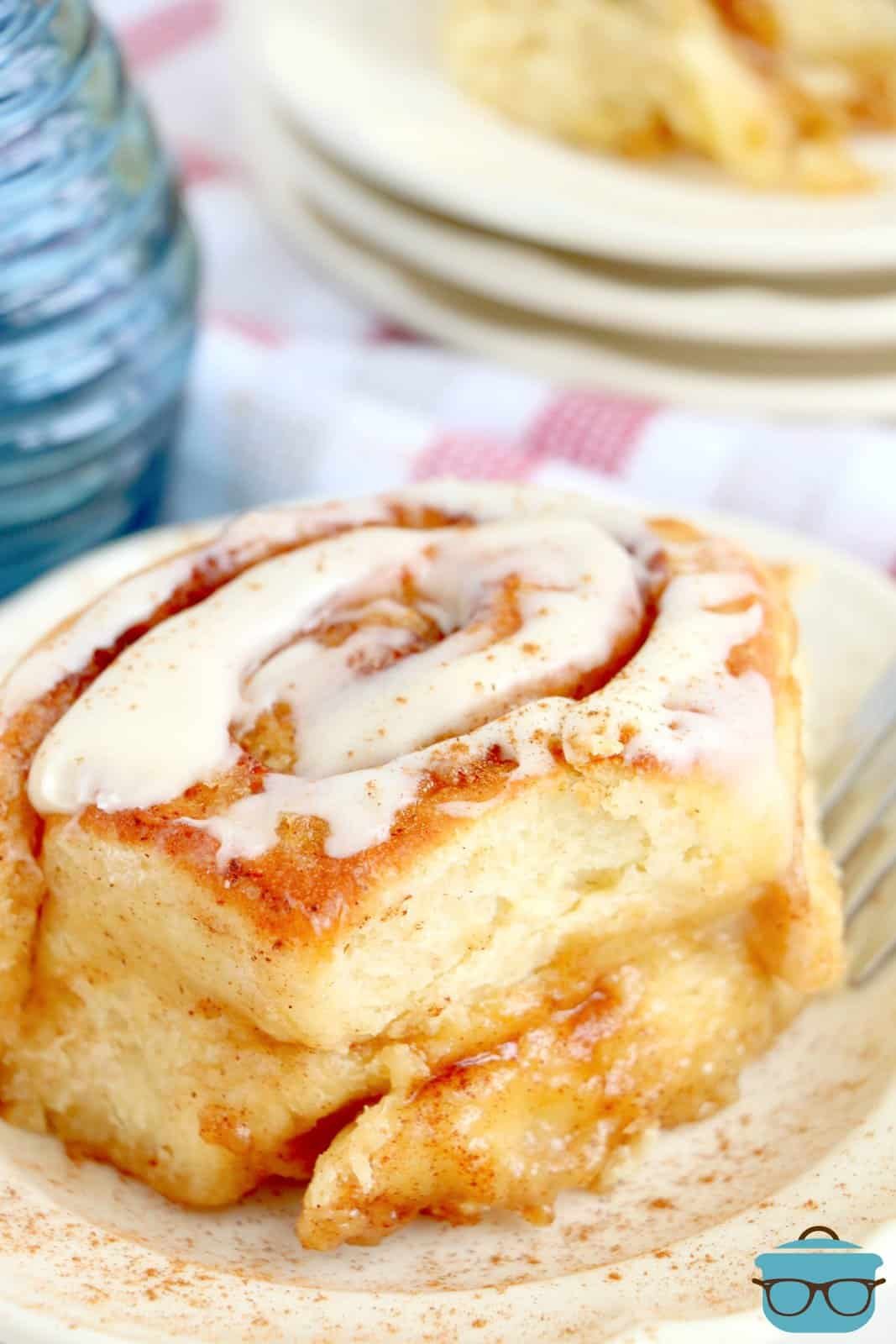 AIR FRYER CINNAMON ROLLS