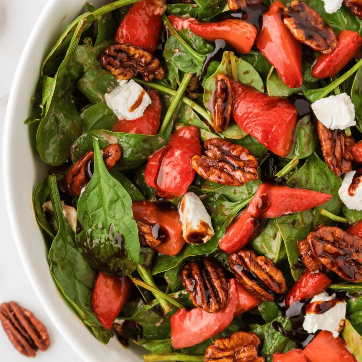 air fryer spinach strawberry salad