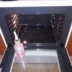 A SIMPLE, ALL-NATURAL WAY TO MAKE YOUR OVEN SHINE LIKE NEW!