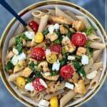 Pasta with chicken and vegetables