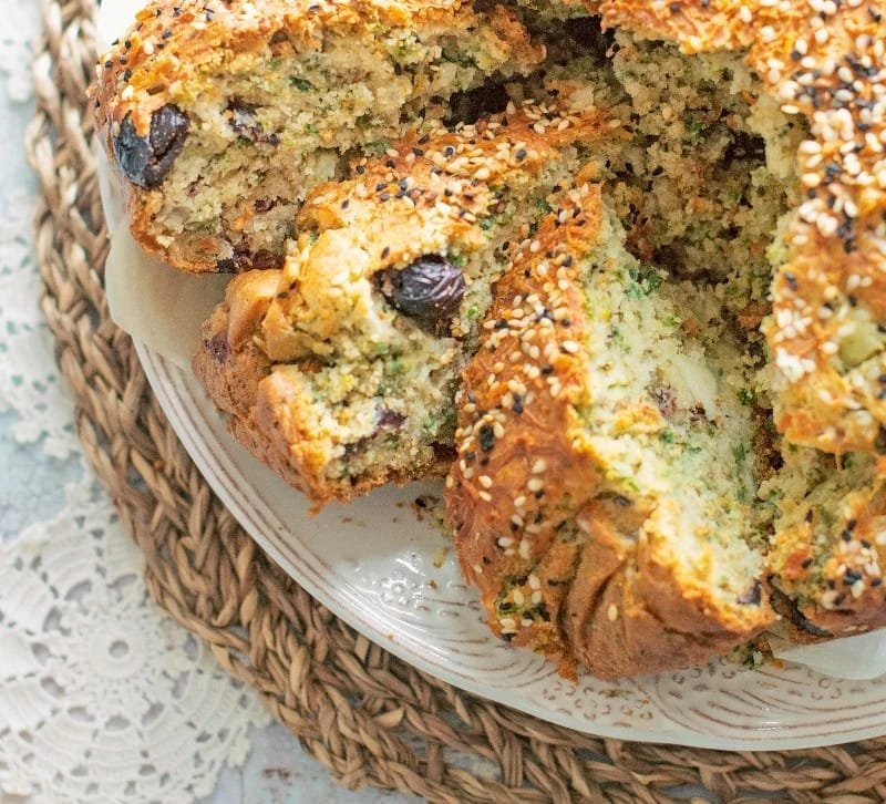 Halloumi and black olive cake