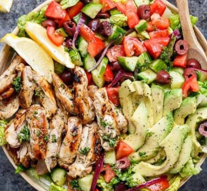 LEMON HERB MEDITERRANEAN CHICKEN SALAD